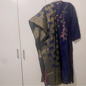 Kurta top and silk dupatta with added leggings